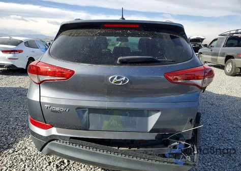 2016 Hyundai Tucson Limited z USA, uszkodzony, nr VIN KM8J33A43GU175422